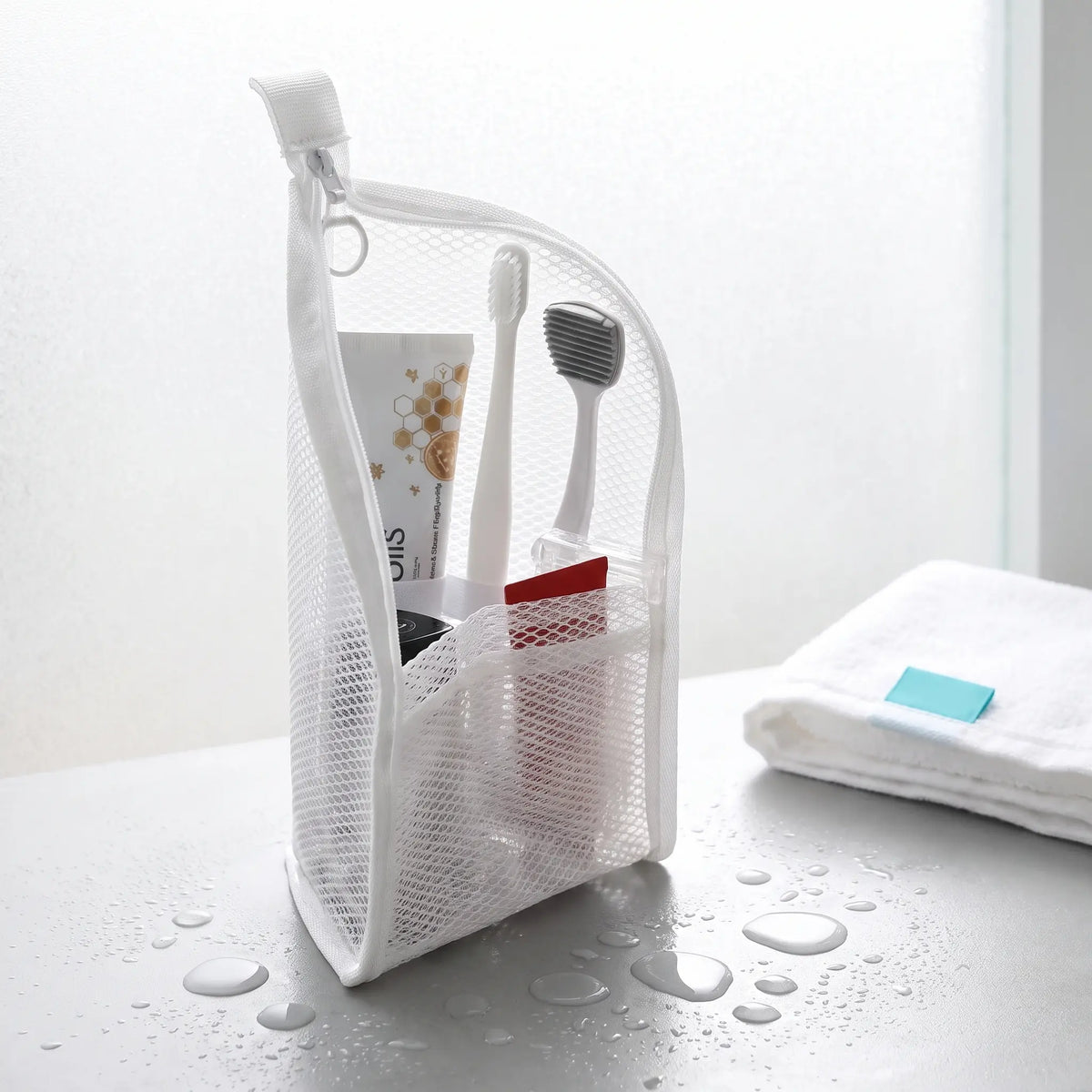 ✈️ See-Through Mesh Travel Toiletry Bag