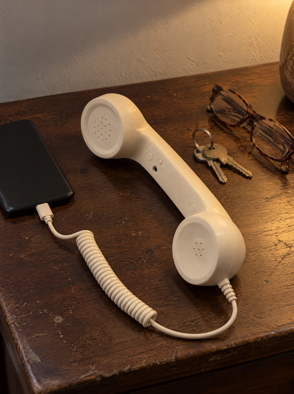 The Hullo Handset