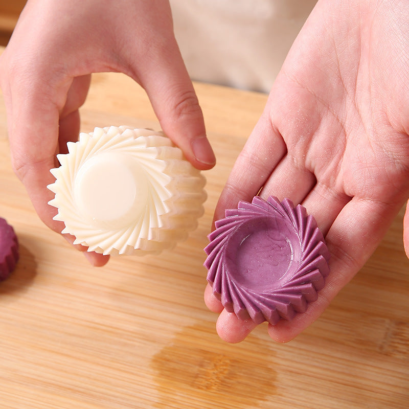 🔥This Week's Special Offer 49% OFF - Creative Double-Ended Pastry Mold -Buy 2 Get 2 Free